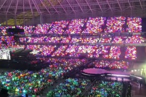 九游电脑版辅助-C9观众热烈欢呼！，Scout迎来十赛季出色发挥赢得满堂喝彩(c上标3下标5怎么算)