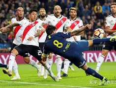 包含从摩纳哥围绕欧篮联外线爆发到利物浦止住颓势备战国王杯，今夜AC米兰调整名单以备亚冠的词条